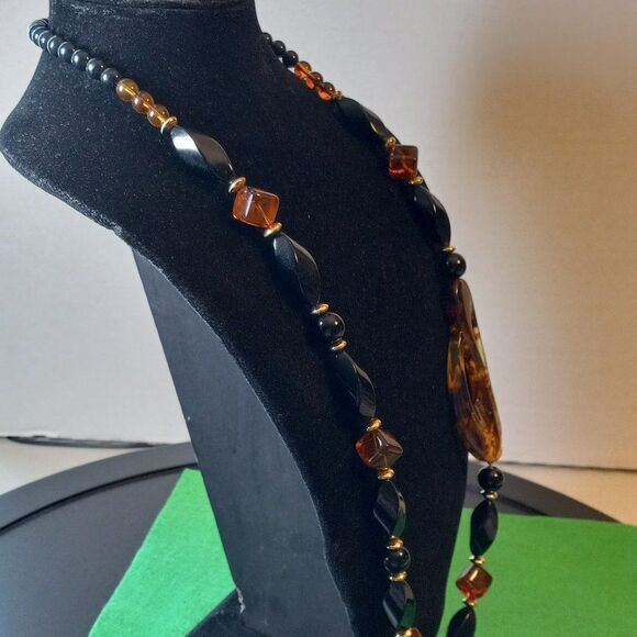 Asymmetrical Smokey Swirling Oblong Openings Lucite Necklace - Picture 3 of 8